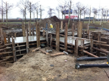 Reclamemast Nieuwegein langs de A12 Nieuwbouw fundering reclamemast langs de A12 bij Nieuwegein